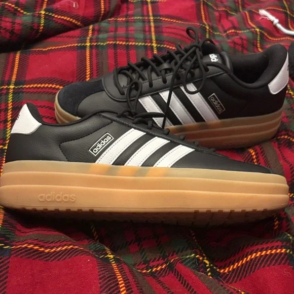 Adidas Black and White Sneakers VL Court Bold - Picture 1 of 7